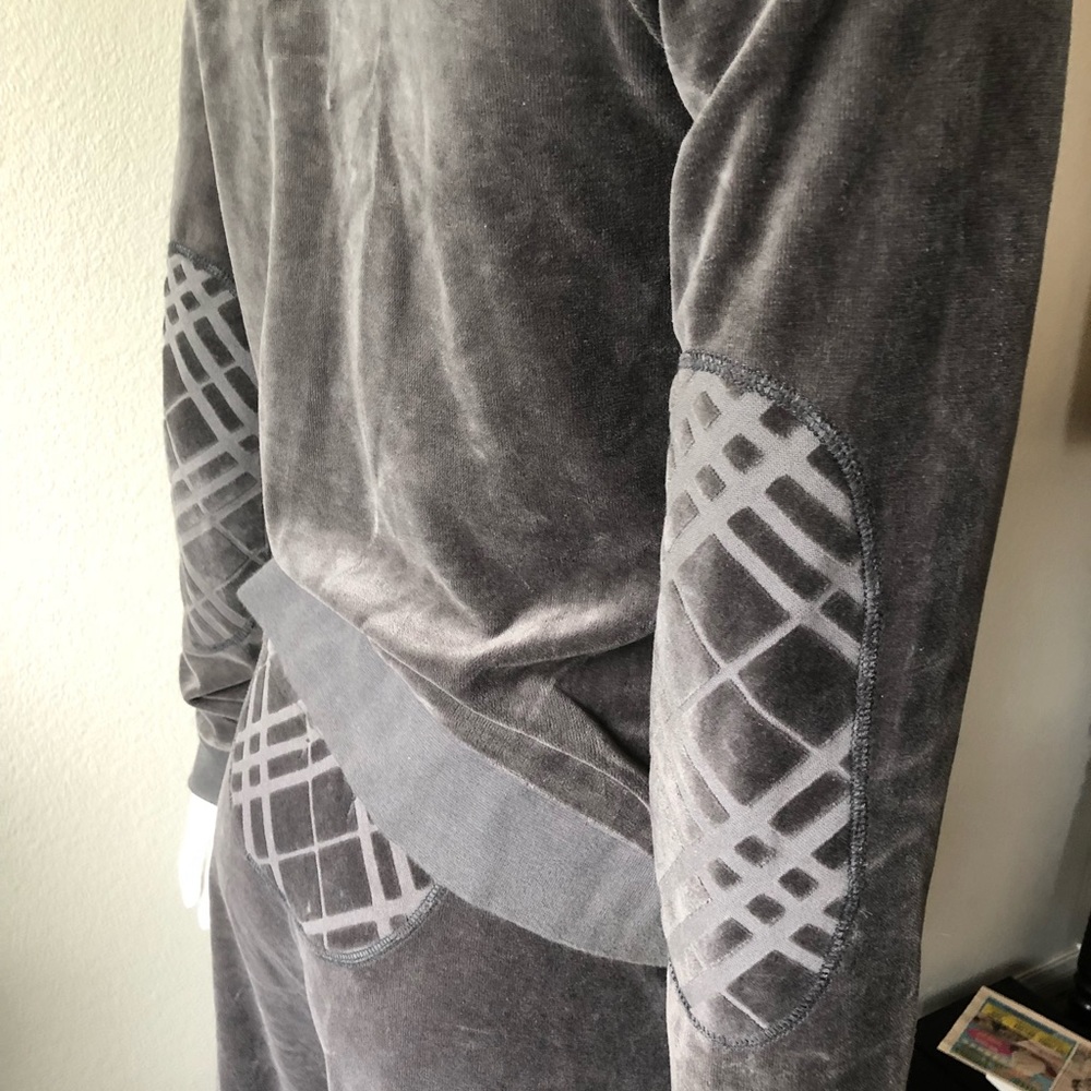 BURBERRY WOMEN’S VELOUR HOODIE & SWEAT PANTS